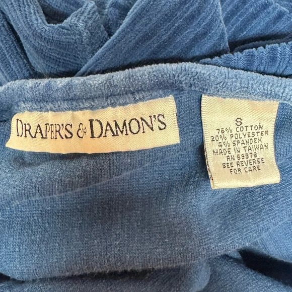DRAPR'S & DAMON'S Blue Long Sleeve Women's Top Size Small - Picture 3 of 3